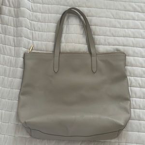 Cuyana zipper tote